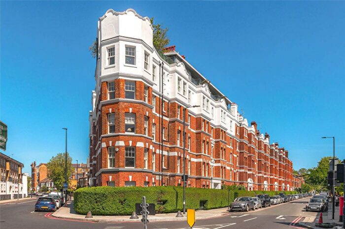 2 Bedroom Flat For Sale In Cambridge Mansions, Cambridge Road, London, SW11