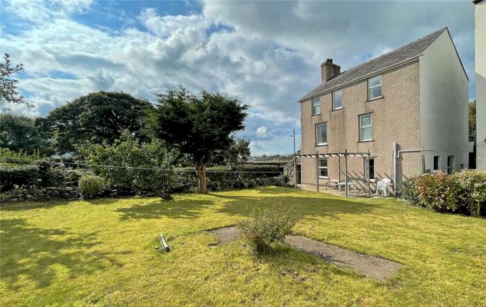 4 Bedroom Detached House For Sale In Pontllyfni, Caernarfon, Gwynedd, LL54