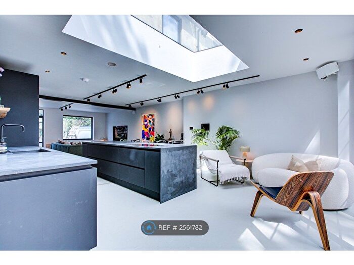 3 Bedroom Semi-Detached House To Rent In Forest Road, Tunbridge Wells, TN2