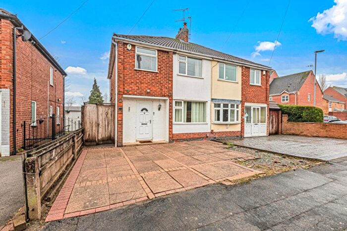 3 Bedroom Semi Detached House For Sale In South Avenue, Leicester Forest East, Leicester, Leicestershire, LE3