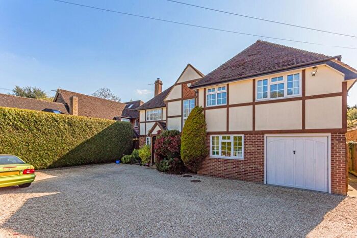 5 Bedroom Detached House To Rent In Eghams Wood Road Knotty Green, HP9