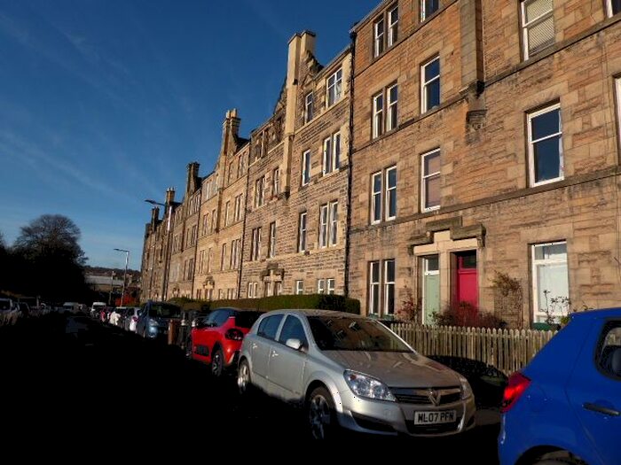 2 Bedroom Flat To Rent In Royal Park Terrace, Meadowbank, Edinburgh, EH8