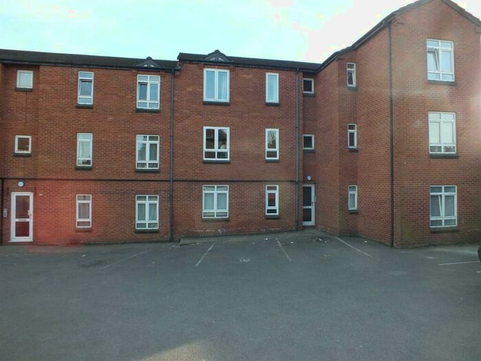1 Bedroom Apartment To Rent In Helens Court, Trowbridge, BA14