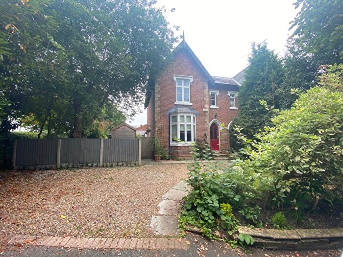 4 Bedroom Semi Detached House To Rent In Upton Park, Chester, CH2