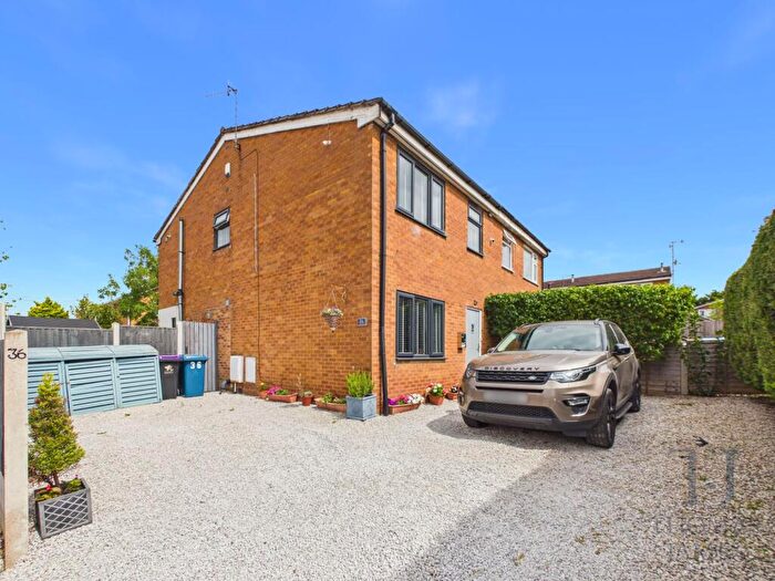 3 Bedroom Semi-Detached House For Sale In Marlwood, Cotgrave, NG12