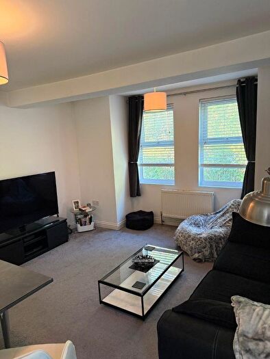 1 Bedroom Flat To Rent In Boundary Road, Chatham, Kent, ME4