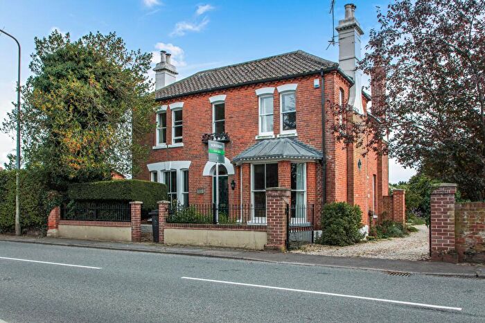 5 Bedroom Detached House For Sale In Detached Victorian Home In Dereham, NR20