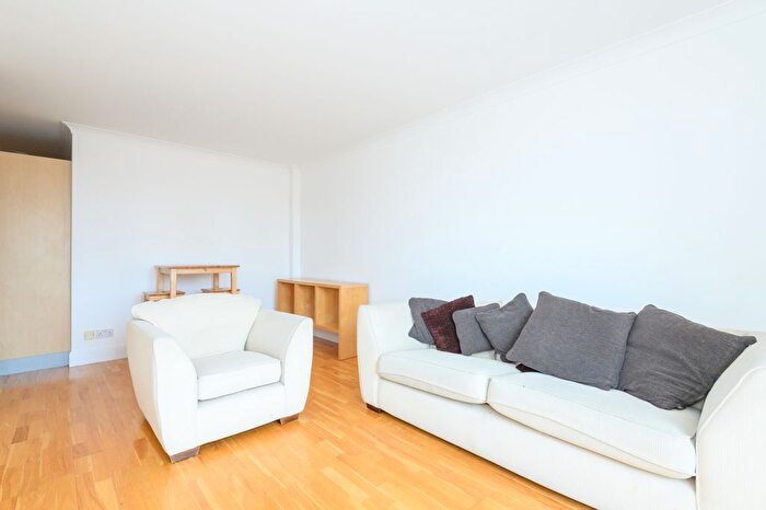 2 Bedroom Flat For Sale In Merchants Quay, East Street, LS9