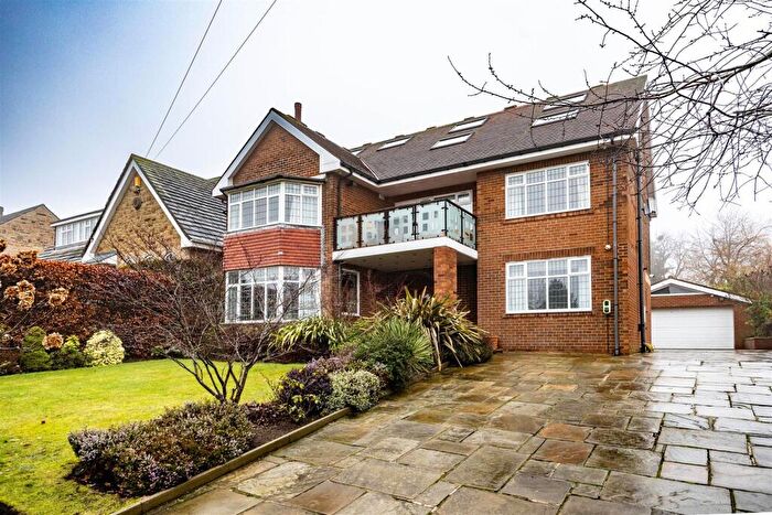 4 Bedroom House For Sale In Leeds Road, Oulton, Leeds, LS26