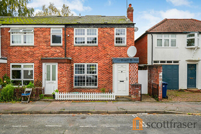 3 Bedroom Semi-Detached House To Rent In Cardigan Street, Jericho, OX2