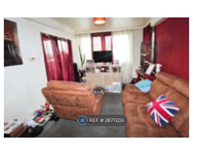 1 Bedroom Flat To Rent In Rotterdam Towers, Southampton, SO19