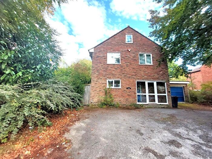 5 Bedroom Detached House To Rent In Somerset Road, Birmingham, B23