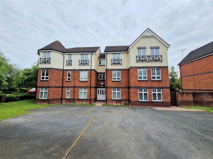 2 Bedroom Flat To Rent In Park Way, Rubery, Rednal, Birmingham, B45