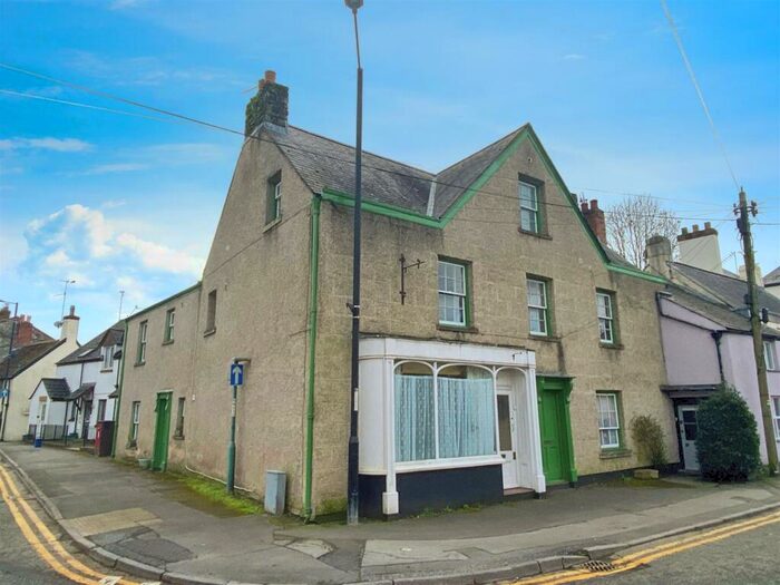 1 Bedroom Flat To Rent In Bridge Street, Chepstow, NP16