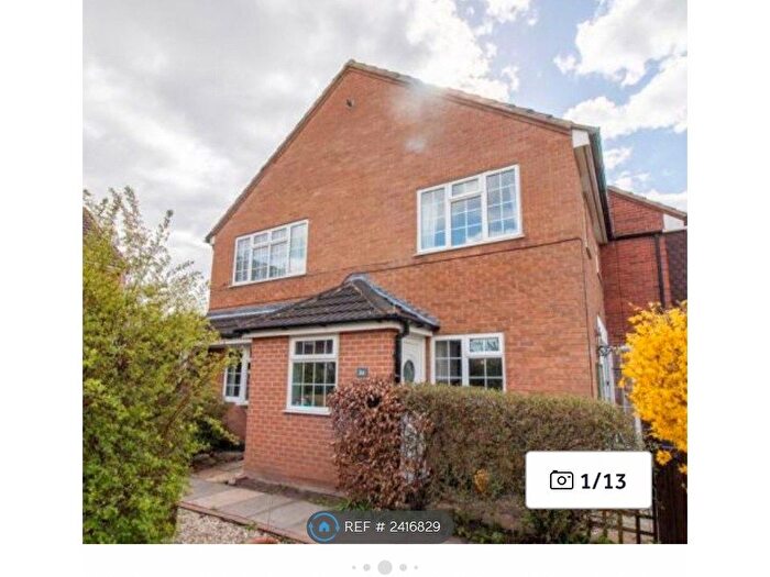 3 Bedroom Semi-Detached House To Rent In Kensington Close, Nottingham, NG9