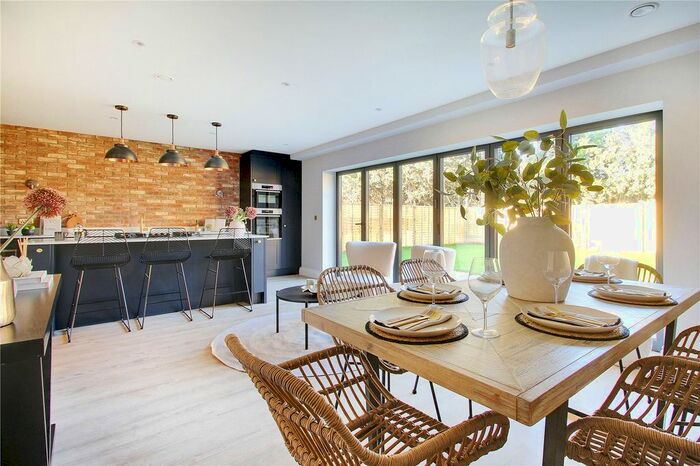 5 Bedroom Detached House For Sale In The Orchards, Willow Lane, Paddock Wood, Kent, TN12