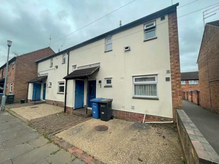 3 Bedroom Terraced House To Rent In Oulton Road, Old Catton, Norwich, NR6