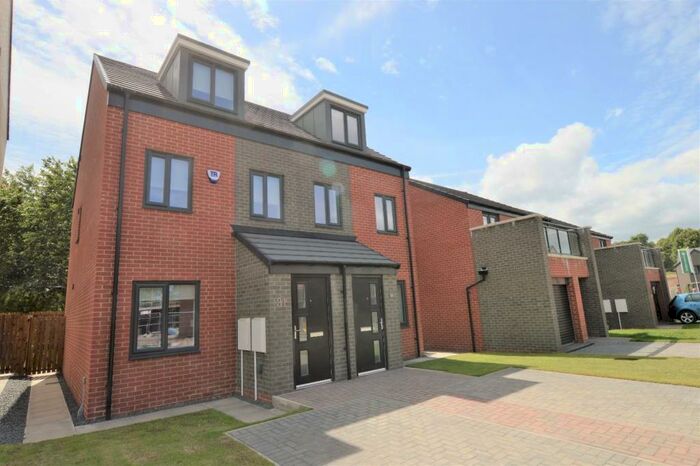 3 Bedroom Semi-Detached House To Rent In Maddison Court Aykley Woods, DH1