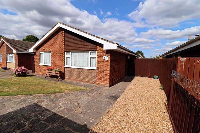 2 Bedroom Detached Bungalow For Sale In Windmill Hill Drive, Bletchley Milton Keynes, MK3