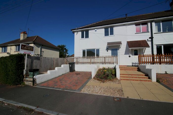 3 Bedroom Semi-Detached House To Rent In Quantock Road, Wellington, TA21