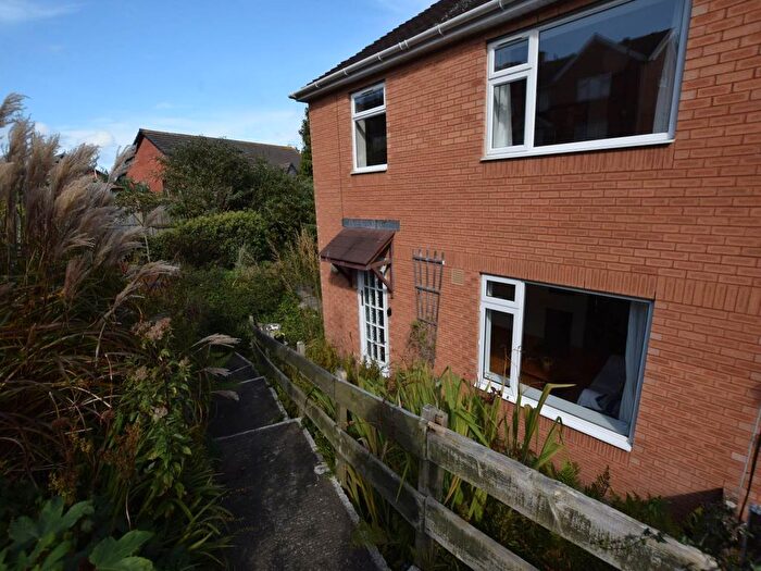 3 Bedroom Property To Rent In Fifth Avenue, Penparcau, Aberystwyth, SY23