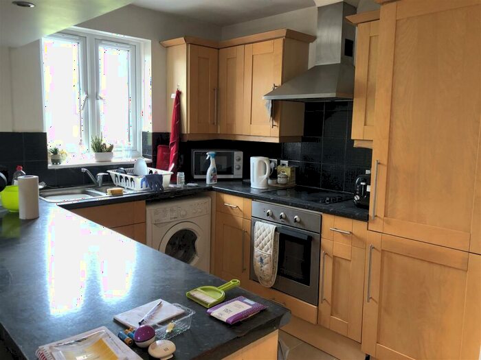 2 Bedroom Apartment To Rent In Cousins Court, Alwyn Gardens, Hendon, NW4