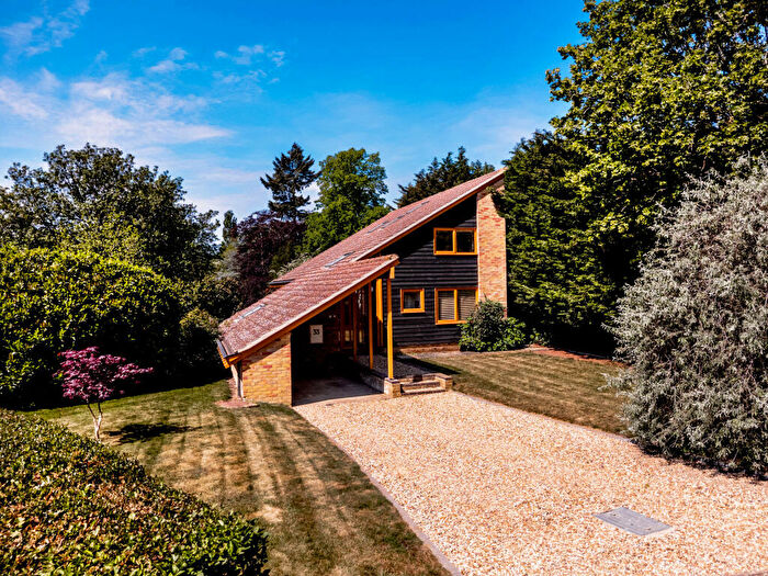 4 Bedroom Detached House For Sale In Bentley Road, Cambridge, CB2