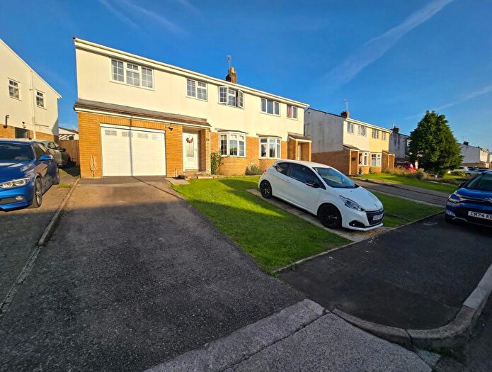 5 Bedroom Semi Detached House For Sale In Highfields, Brackla, CF31