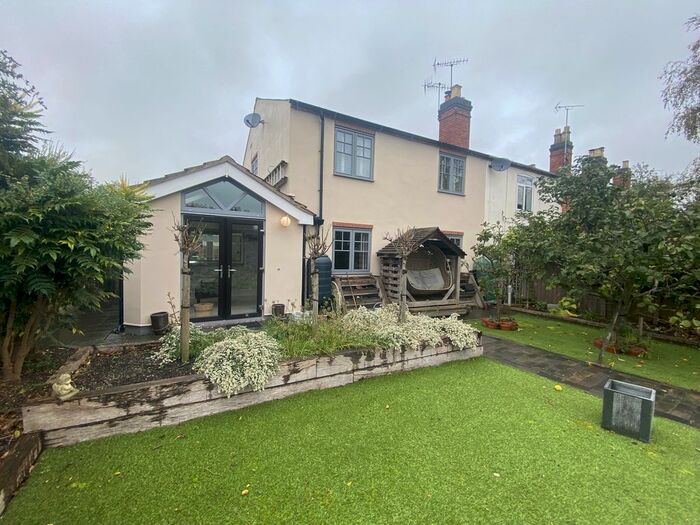 3 Bedroom Property To Rent In Church Street, Hagley, Stourbridge, DY9