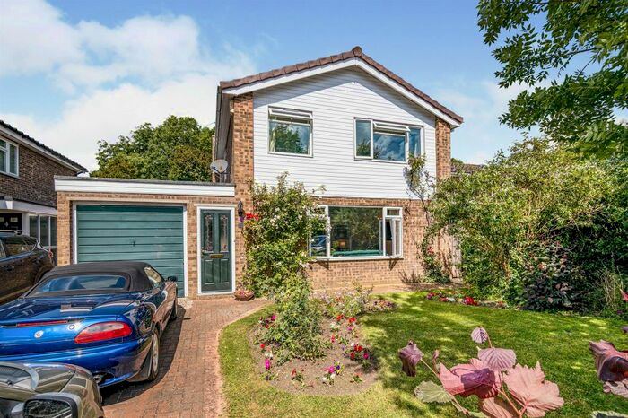 4 Bedroom Detached House For Sale In Moss Drive, Haslingfield, Cambridge, CB23