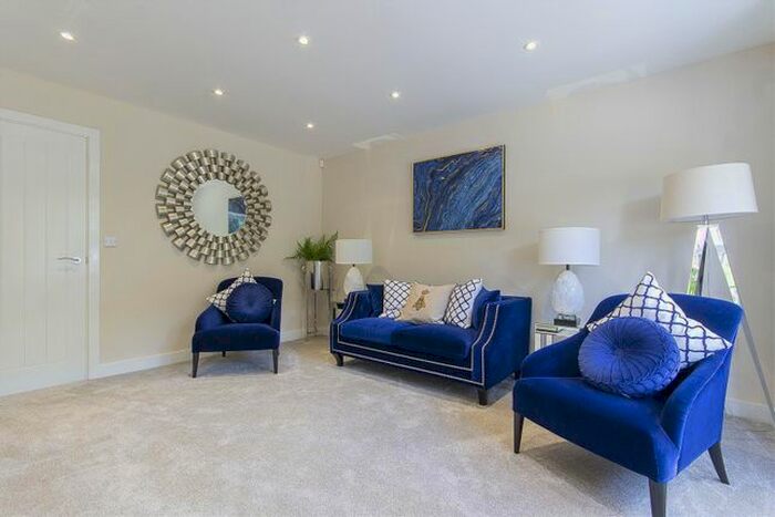 3 Bedroom Semi-Detached House For Sale In Hawthorne Meadows, Chesterfield Rd, Barlborough S43