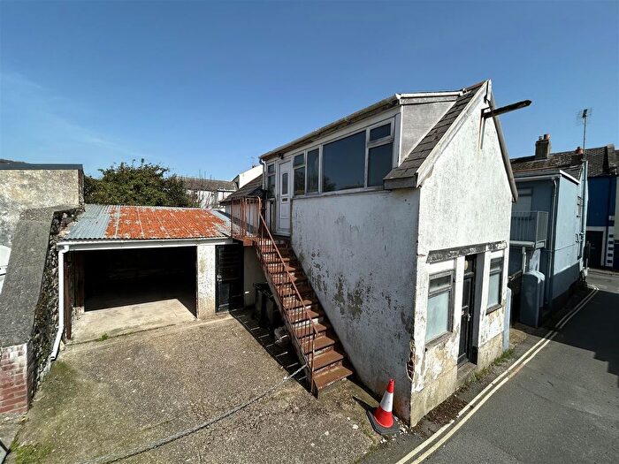 1 Bedroom Detached House For Sale In Pooles Court, Lyme Regis, DT7