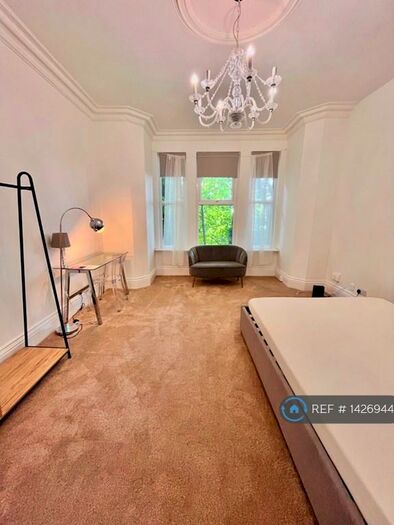 2 Bedroom Flat To Rent In Park Road, Nottingham, NG7