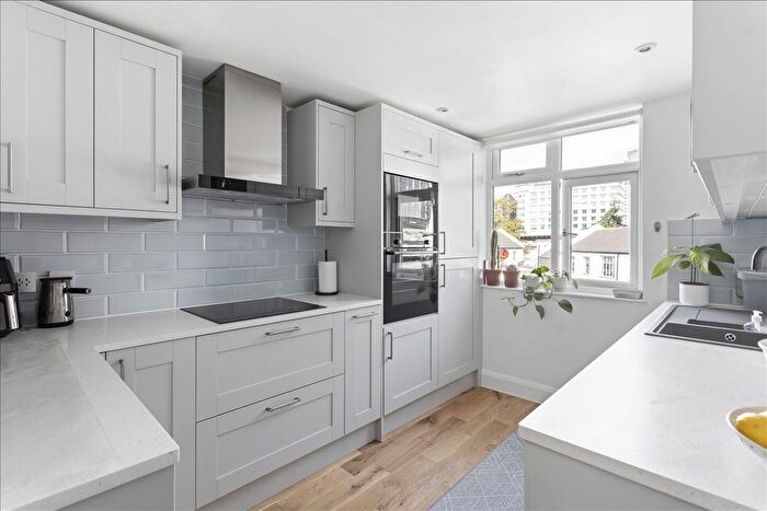 4 Bedroom Flat For Sale In Yeldham Road, Hammersmith, London, W6