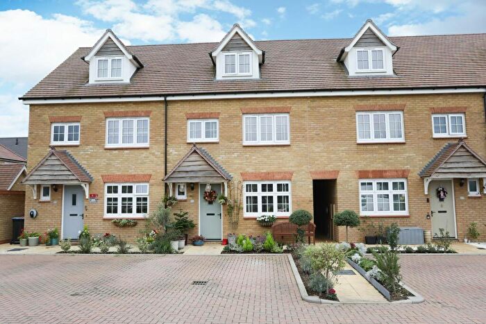 4 Bedroom Town House For Sale In Judd Road, Hersden, CT3