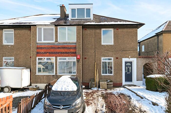 3 Bedroom Maisonette To Rent In Crewe Road North, Crewe Toll, Edinburgh, EH5