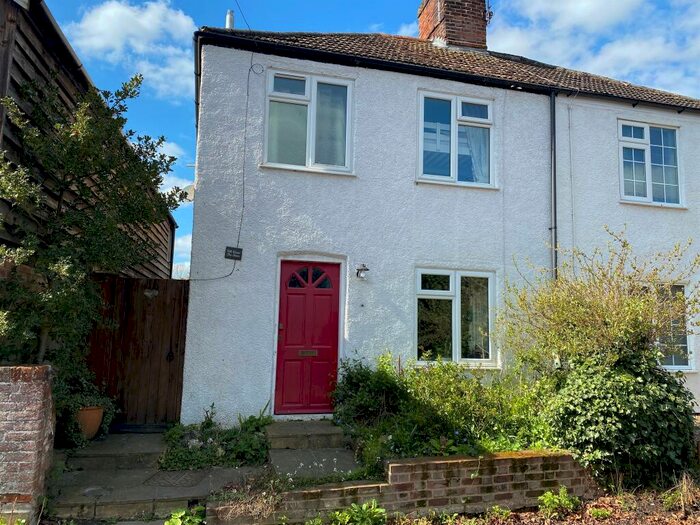 2 Bedroom Semi-Detached House For Sale In The Moor, Reepham, Norwich, NR10
