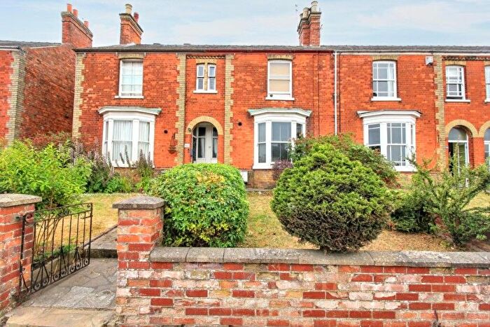 3 Bedroom Terraced House For Sale In Newmarket, Louth, LN11