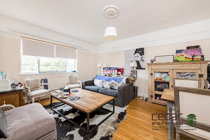 2 Bedroom Flat To Rent In Embassy House, West Hampstead, NW6