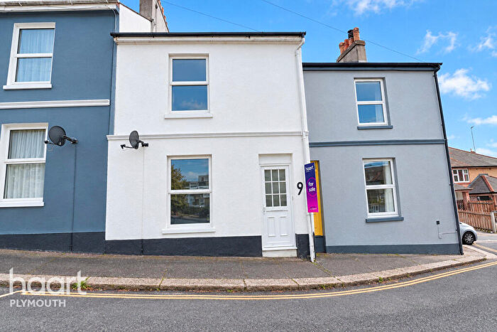 2 Bedroom Flat For Sale In Valletort Place, Plymouth, PL1