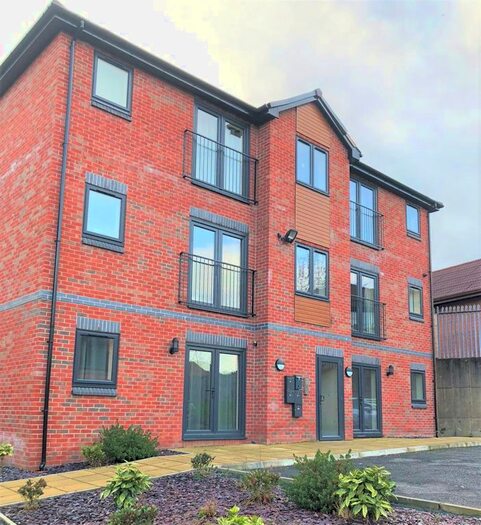 2 Bedroom Flat To Rent In Kilner Court, Denaby Main, Doncaster, DN12