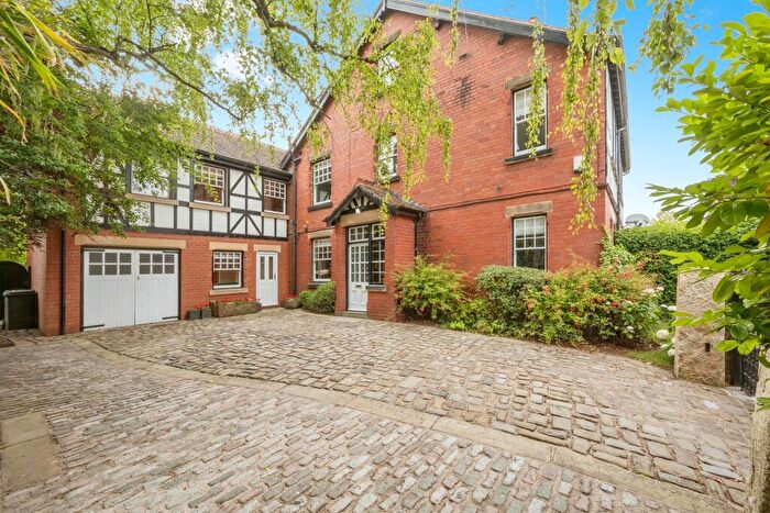 5 Bedroom Semi-Detached House For Sale In St. Marys Road, Tickhill, Doncaster, DN11