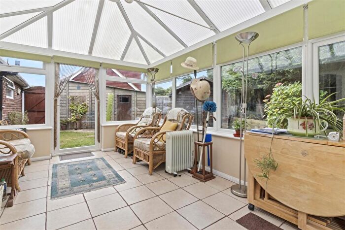 2 Bedroom Detached Bungalow For Sale In Clement Lane, Polegate, BN26