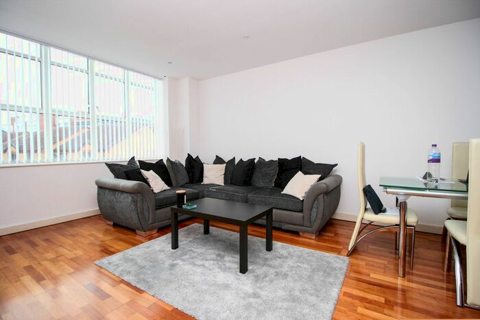 2 Bedroom Flat To Rent In Morville Street, Edgbaston, Birmingham, B16