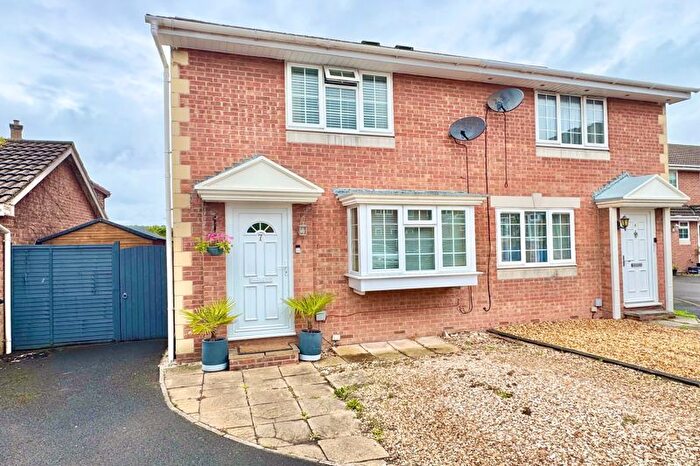 2 Bedroom Semi-Detached House For Sale In Fenners, Weston-Super-Mare - Cul-De-Sac Position, BS22
