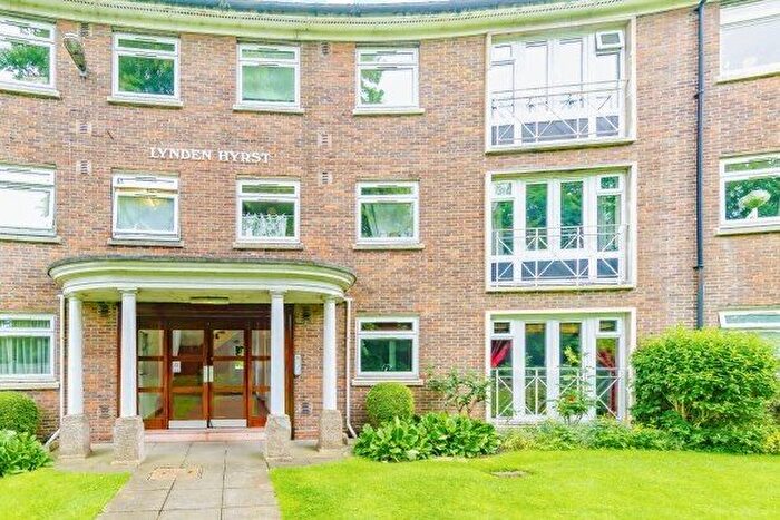 2 Bedroom Flat To Rent In Lynden Hyrst, Croydon, CR0