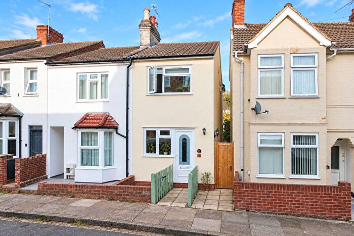 2 Bedroom End Of Terrace House For Sale In Eastern Street, Aylesbury, HP20
