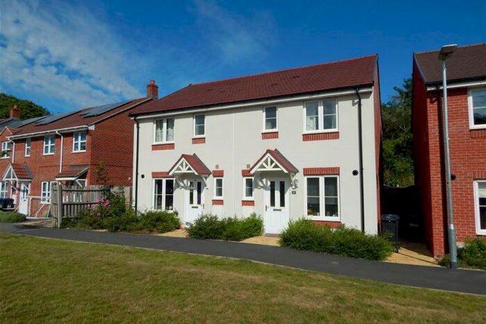 3 Bedroom Semi-Detached House To Rent In Wagstaff Way, Salisbury, SP2