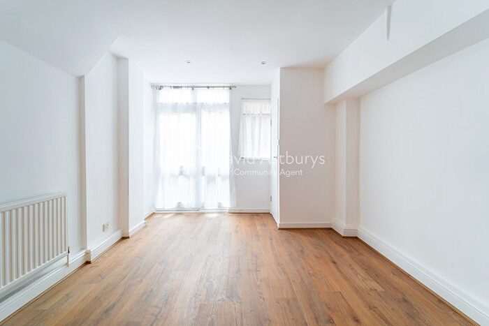 1 Bedroom Flat To Rent In Fairfield Road, Crouch End, London, N8