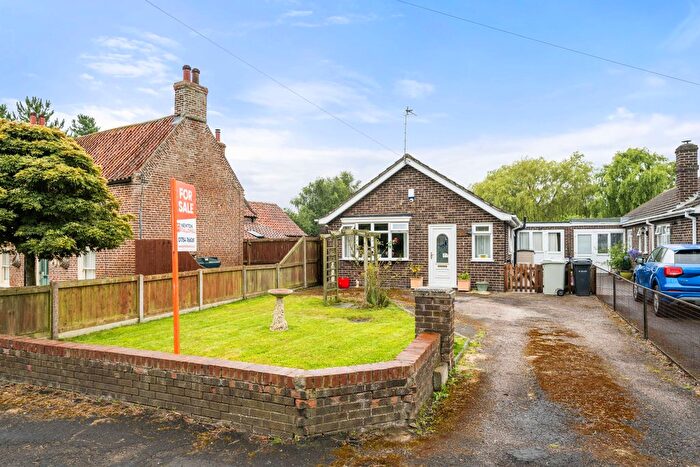 2 Bedroom Detached Bungalow For Sale In South End, Hogsthorpe, PE24